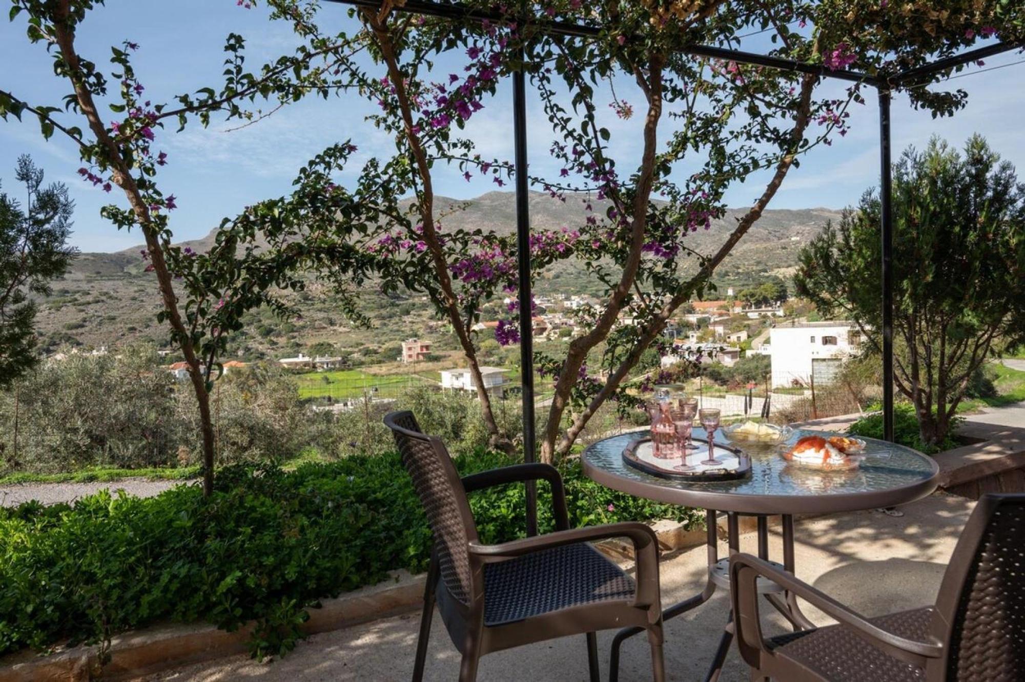 Afráta Peroulakis Traditional House מראה חיצוני תמונה